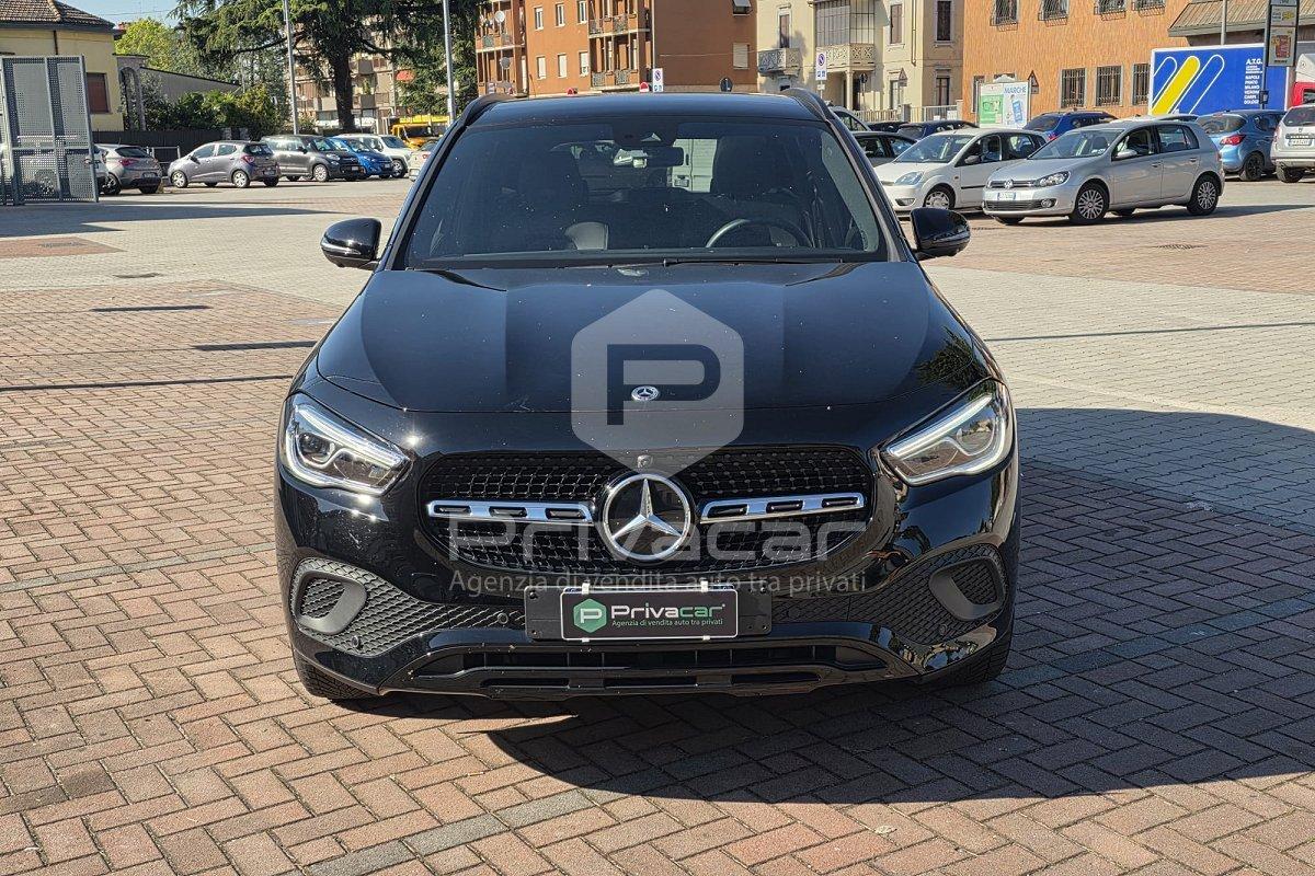 MERCEDES GLA 180 Automatic Sport Plus
