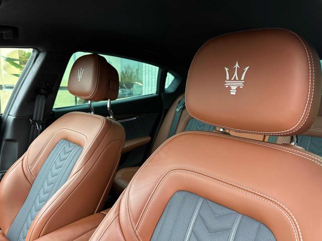 MASERATI Quattroporte V6 S Q4 Granlusso "INTERNI ZEGNA E MOTORE FERRARI"