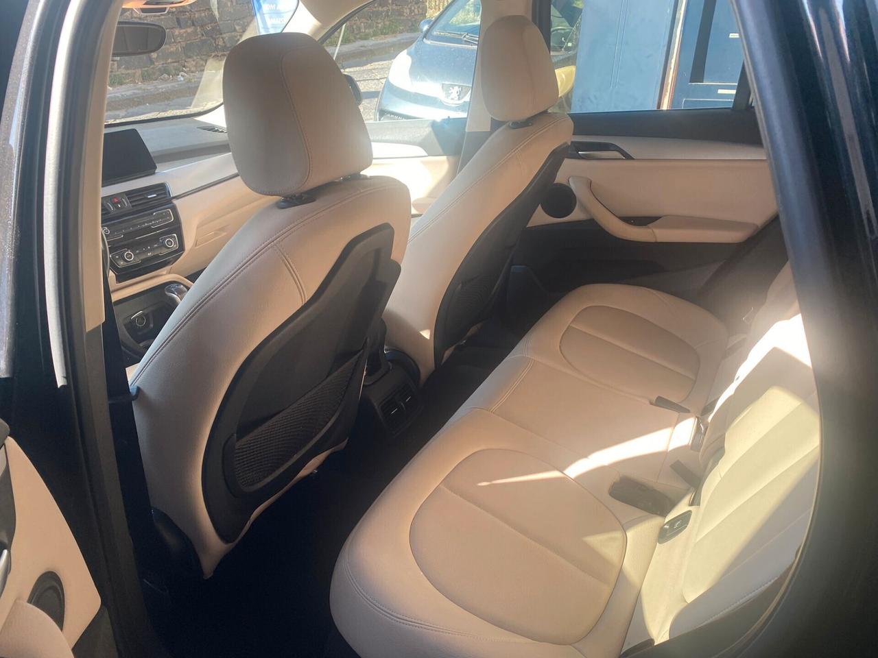 Bmw X1 xDrive25e Advantage