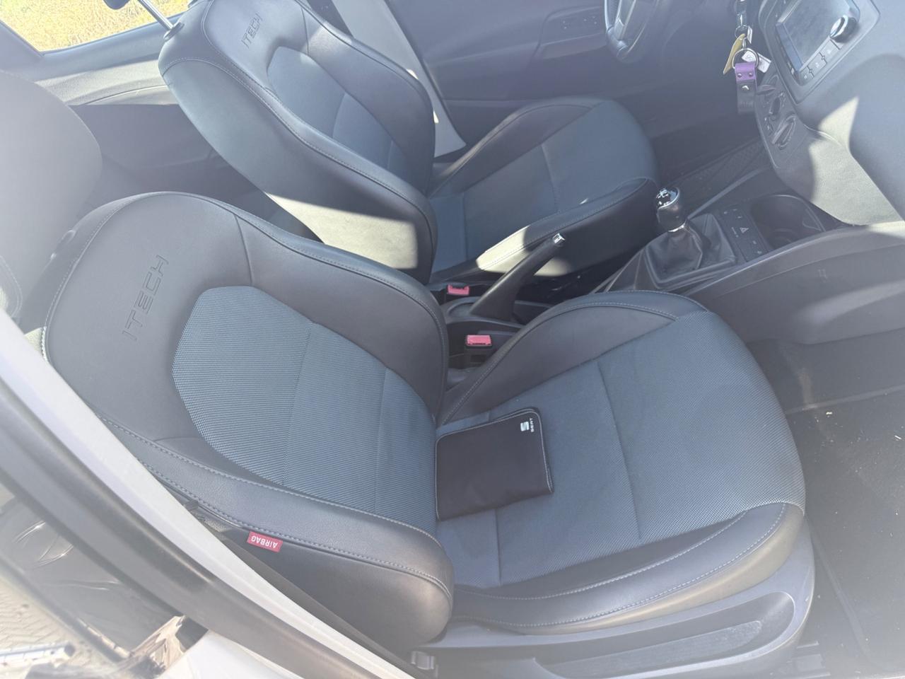 Seat Ibiza 1.2 70 CV 5 porte Business High