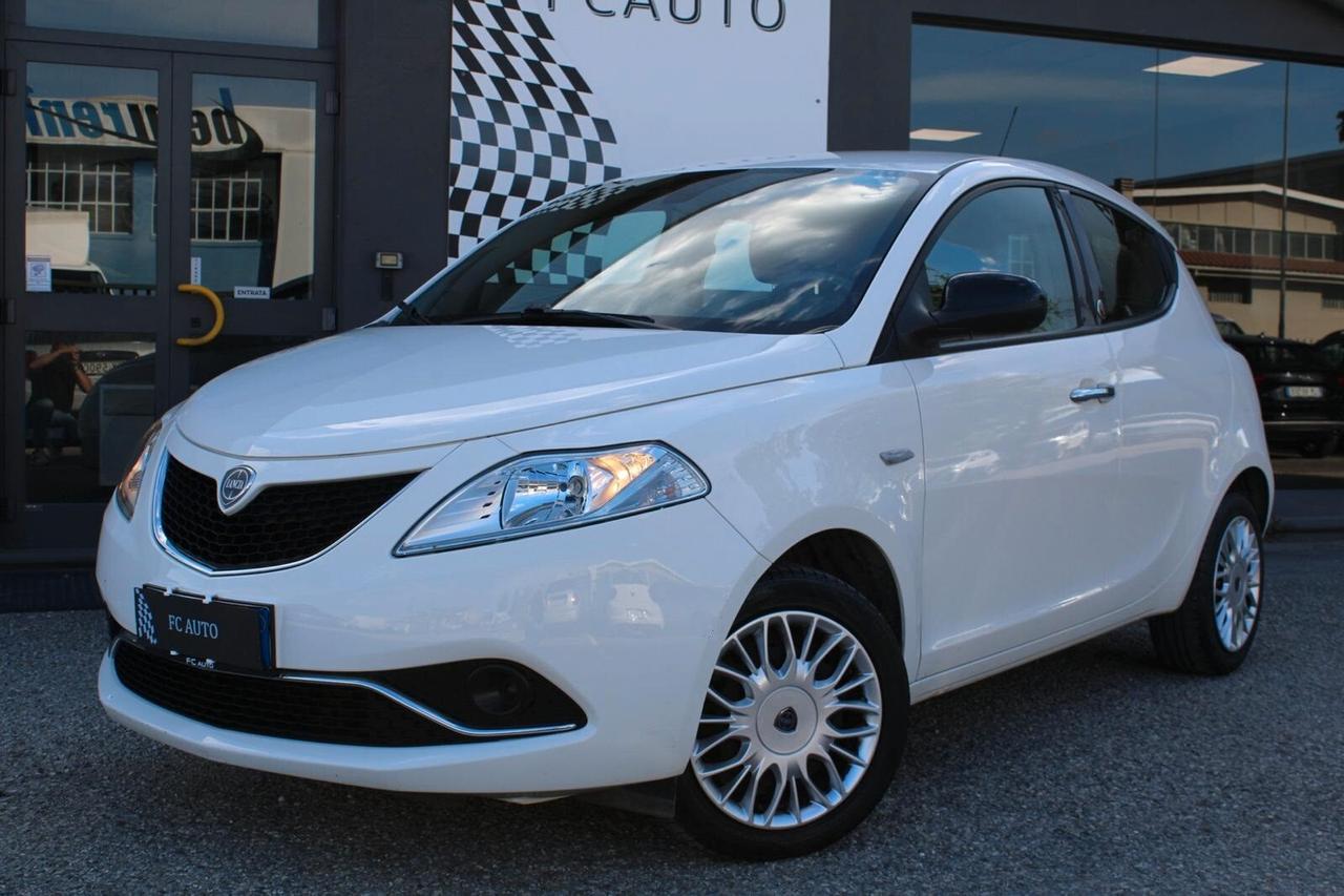 Lancia Ypsilon 1.2 69 CV 5 porte GPL Ecochic Gold