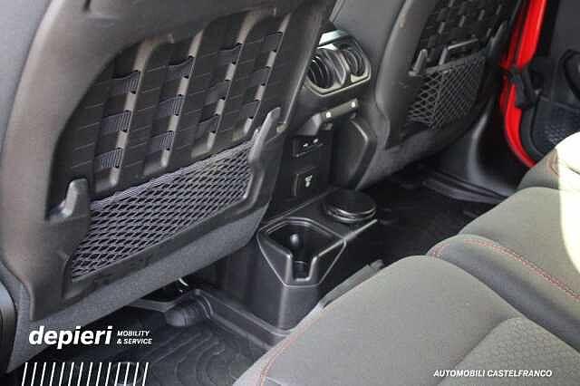 Jeep Wrangler Unlimited 2.2 Mjt II Rubicon Autom