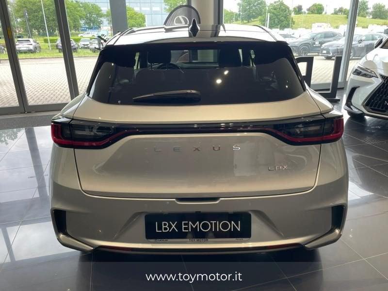 Lexus LBX Hybrid Emotion