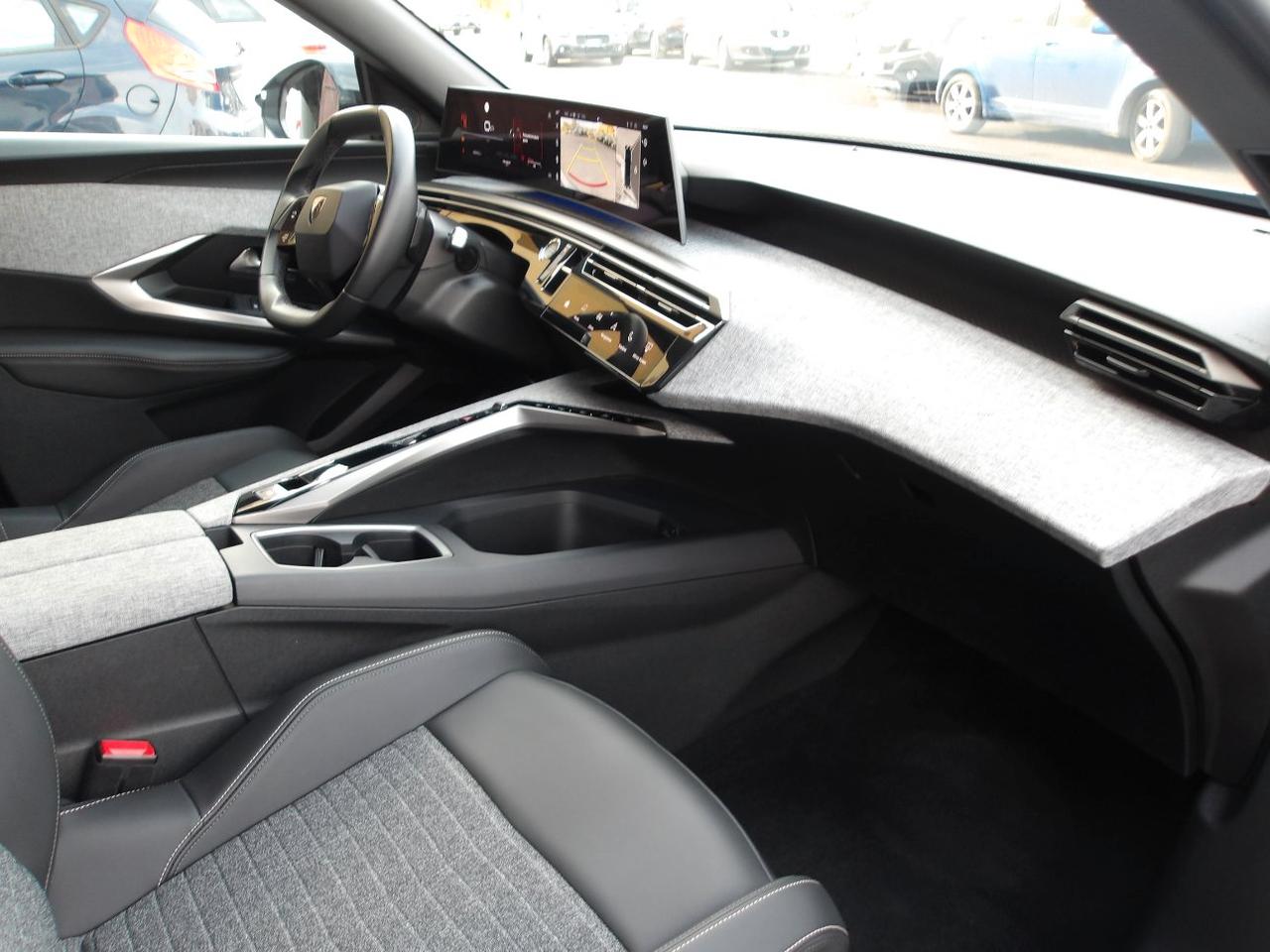 Peugeot 3008 Hybrid 145 e-DCS6