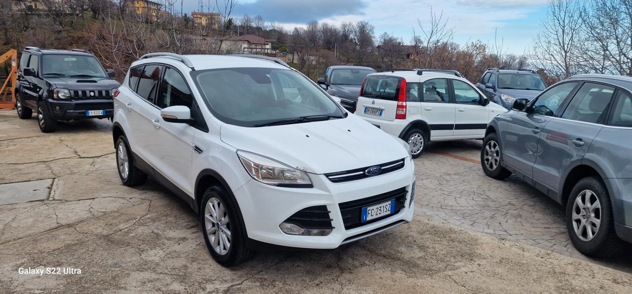 Ford Kuga 2.0 TDCI 150 CV S&S 4WD Powershift Titanium