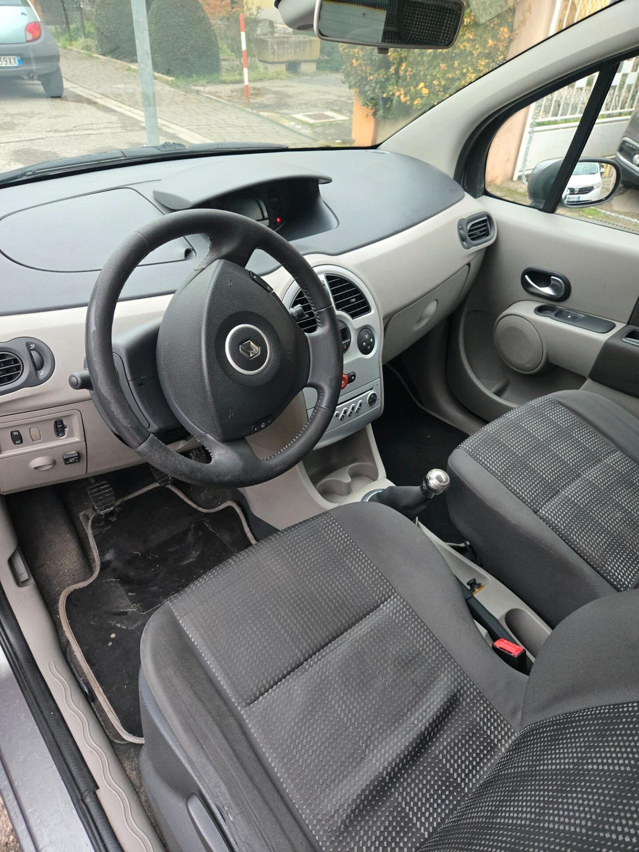 Renault Modus 1.2 16V Luxe Privilège