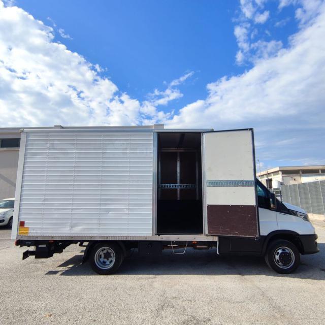 IVECO DAILY 35C14 BOX CON SPONDA POSTERIORE 3 PTI-2024