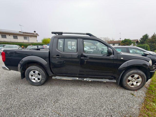 NISSAN Navara 2.5 dCi 4 porte Double Cab SE