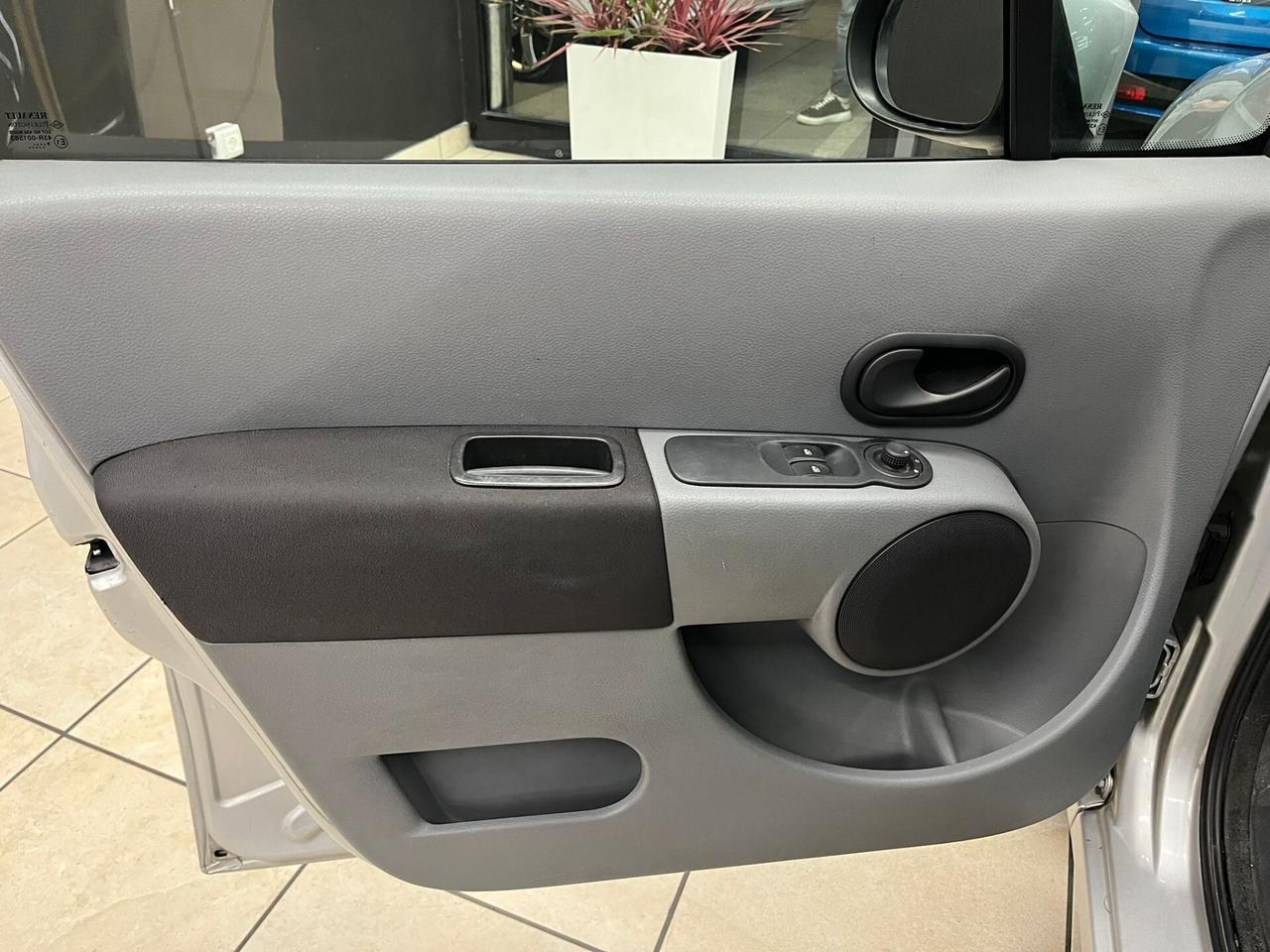 Renault Modus 1.2 16V Dynamique OK NEOPATENTATI