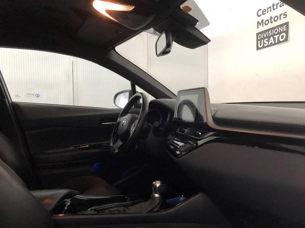 Toyota C-HR 5 Porte 1.8 Hybrid Dynamic 2WD E-CVT