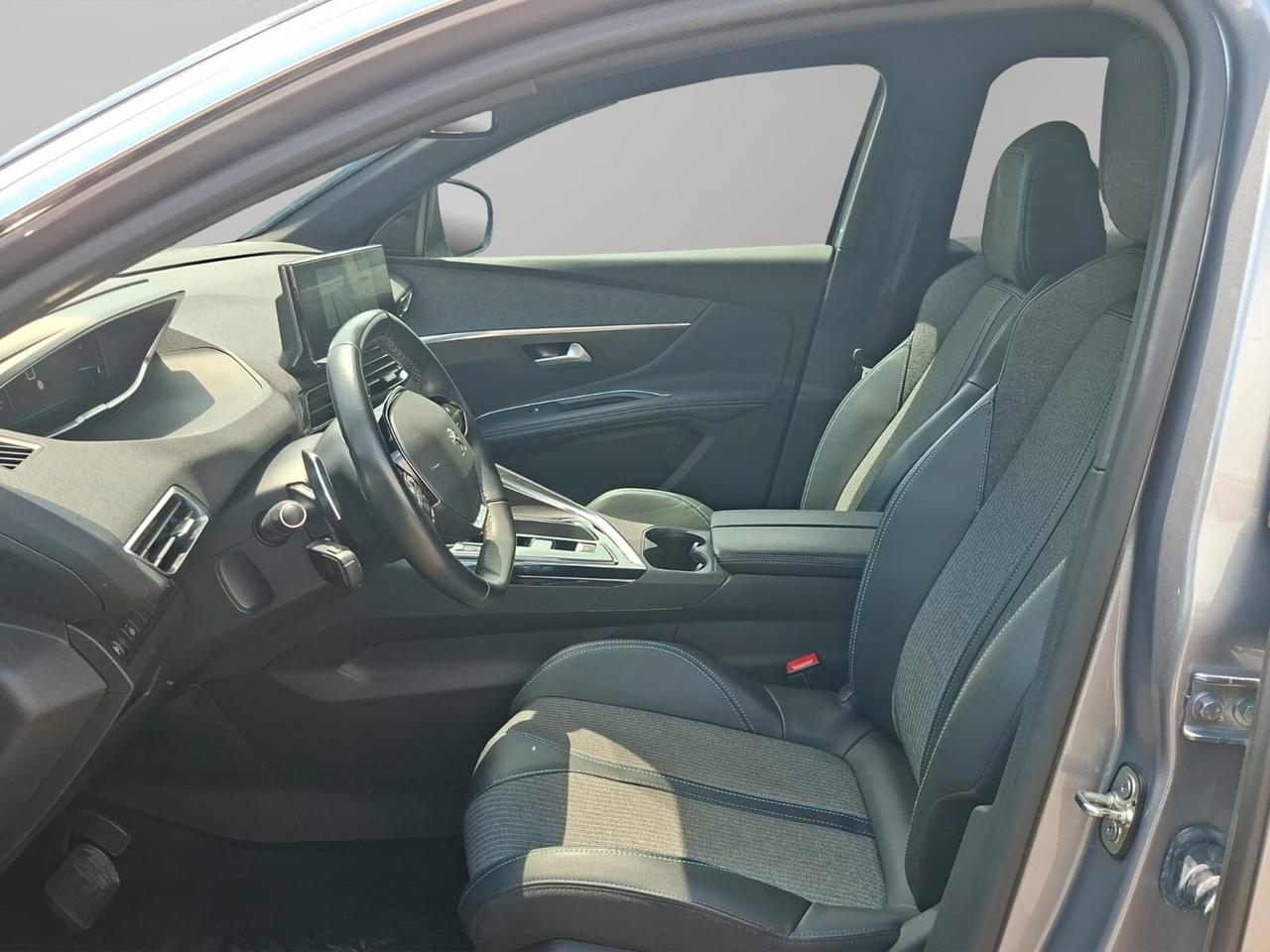 Peugeot 3008 BlueHDi 130 S&S EAT8 Allure