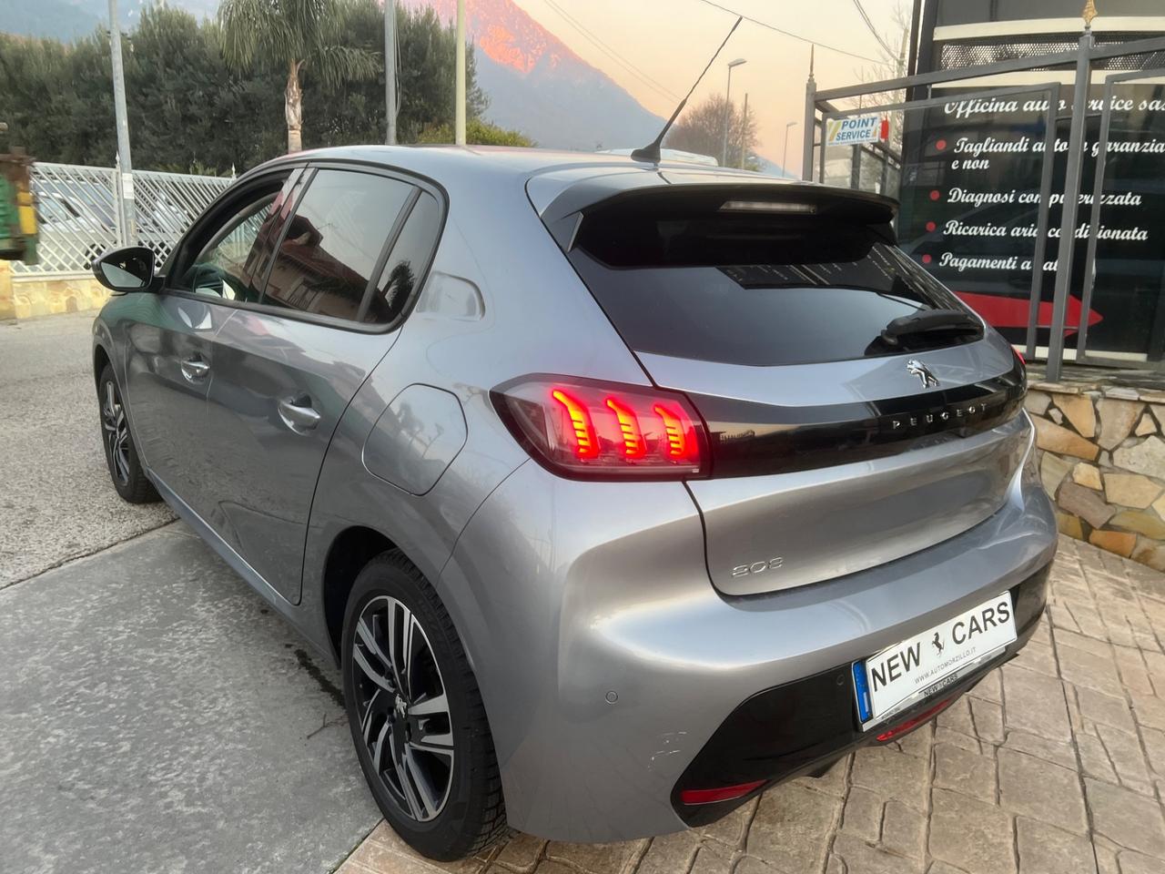 Peugeot 208 BlueHDi 100 Stop&Start 5 porte Allure Navi Pack