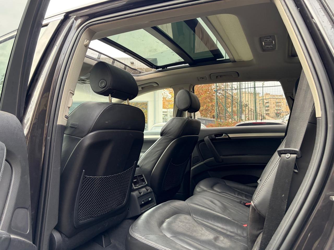 Audi Q7 4.2 V8 FSI quattro tiptronic 7 posti 349cv