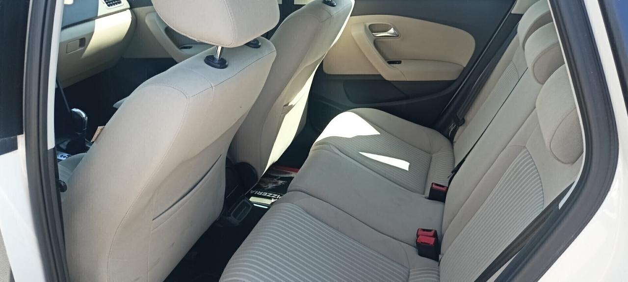 Volkswagen Polo 1.6 TDI 90CV DPF DSG 5 porte Highl