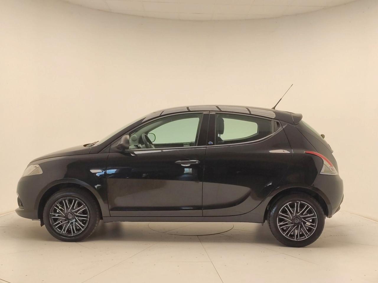 Lancia Ypsilon 1.2 69 CV 5 porte S&S Elefantino Blu