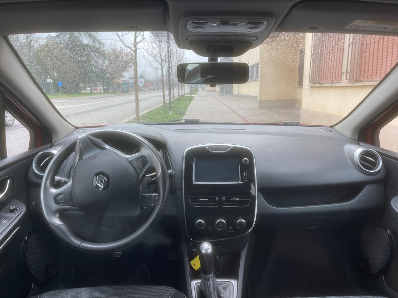 Renault Clio 1.2 75CV GPL 5 porte Costume National