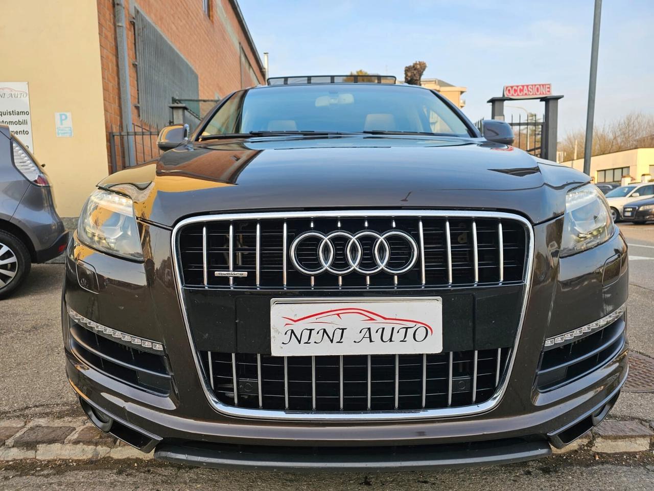 Audi Q7 3.0 V6 TDI 240cv Quattro*Pelle*Navi*Tetto*Bi-Xeno*21*7Posti*