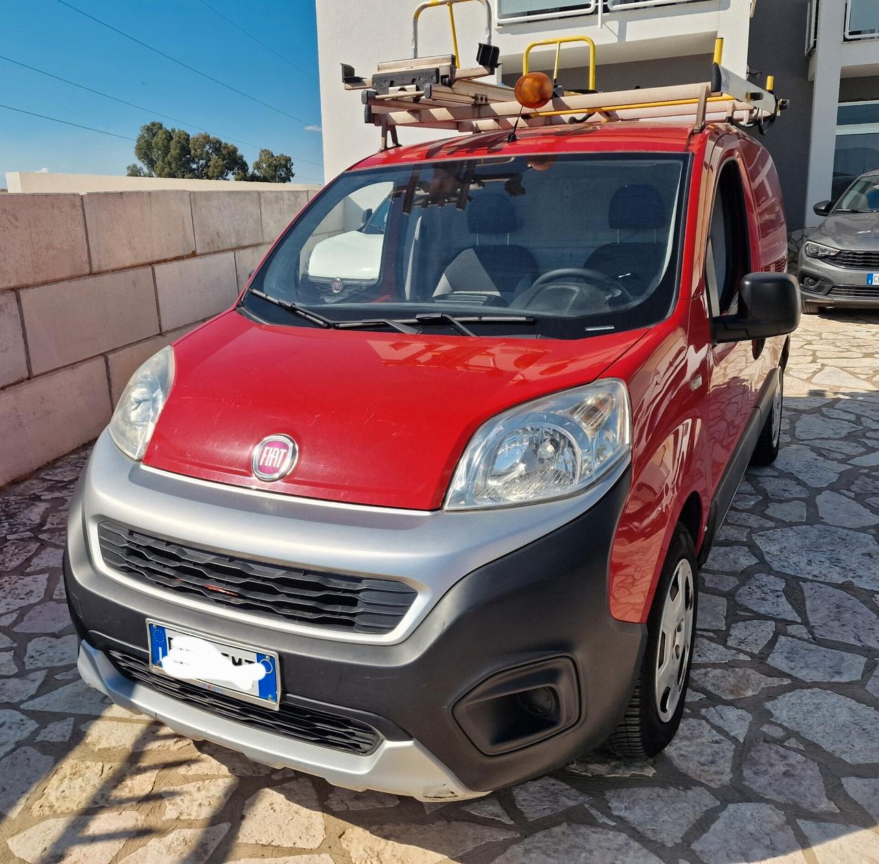 Fiat Fiorino 1.3 MJT 95CV Adventure Euro 6B 2017