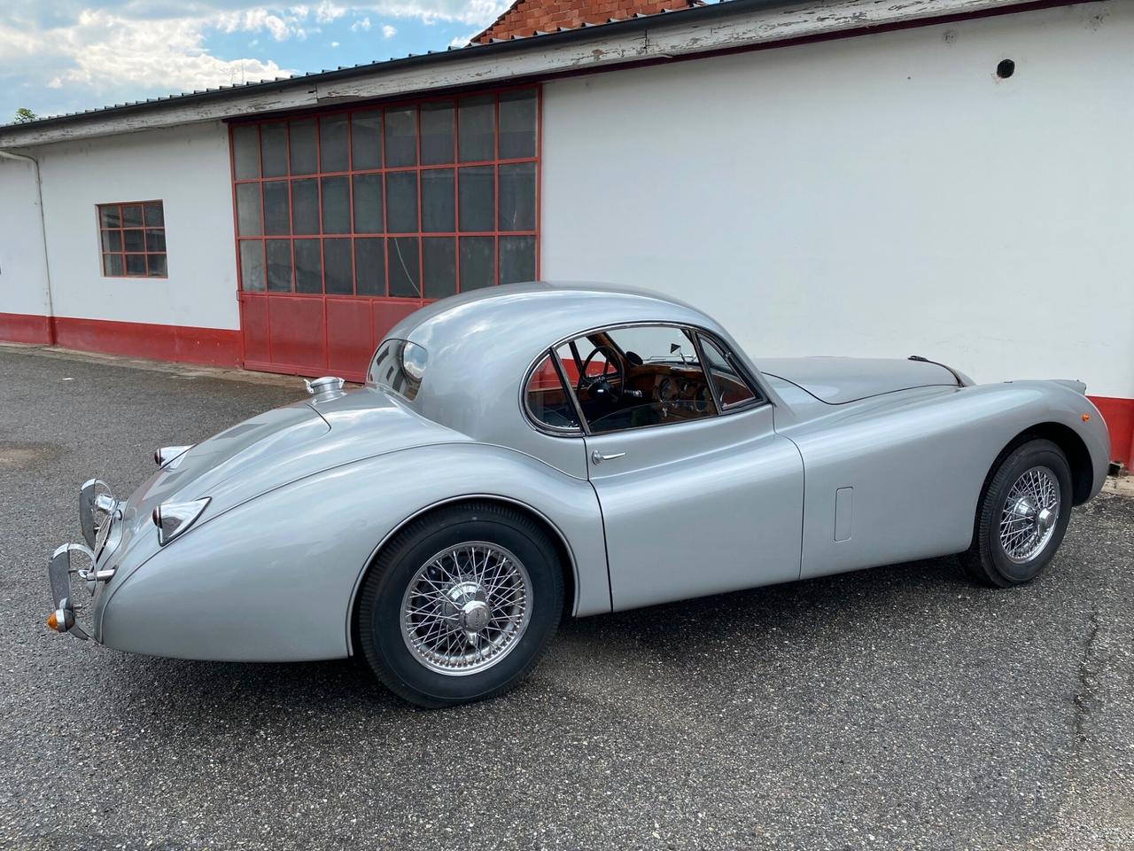 JAGUAR XK120 1953