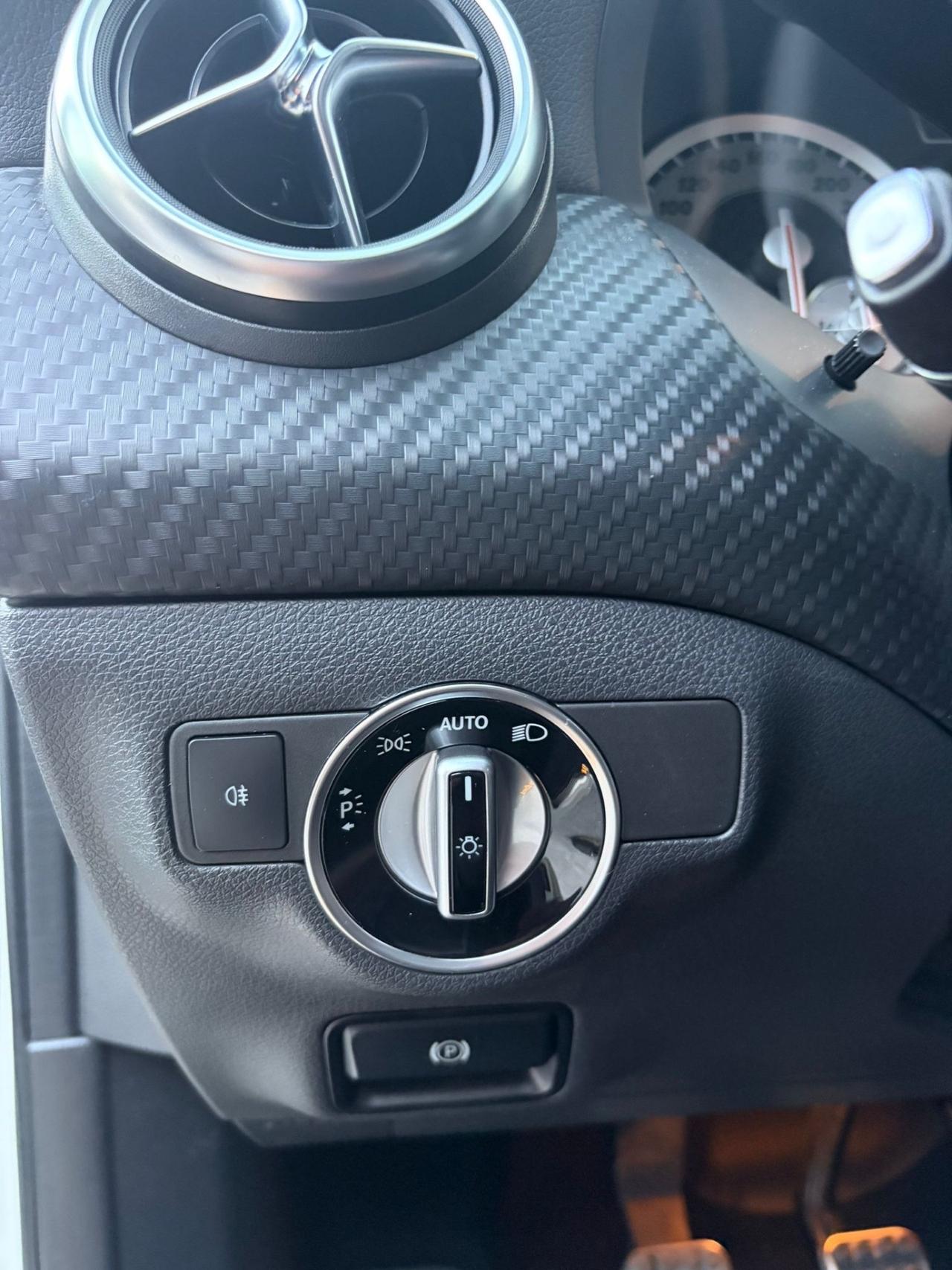 MERCEDES CLASSE A 200D motore Mercedes