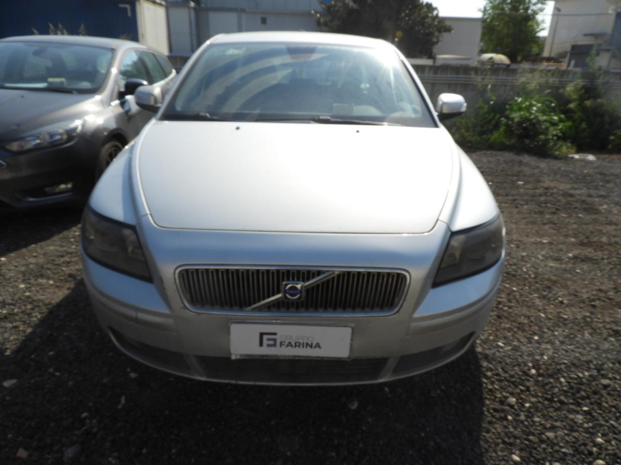 VOLVO V50 - V50 2.0d Momentum