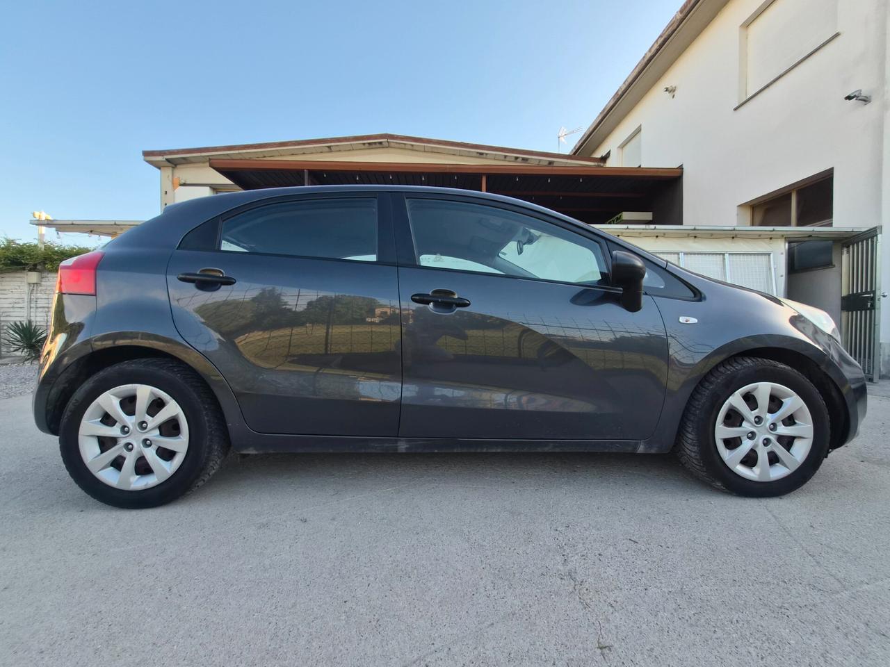 Kia Rio 1.1 CRDi WGT 5p. EX PLUS