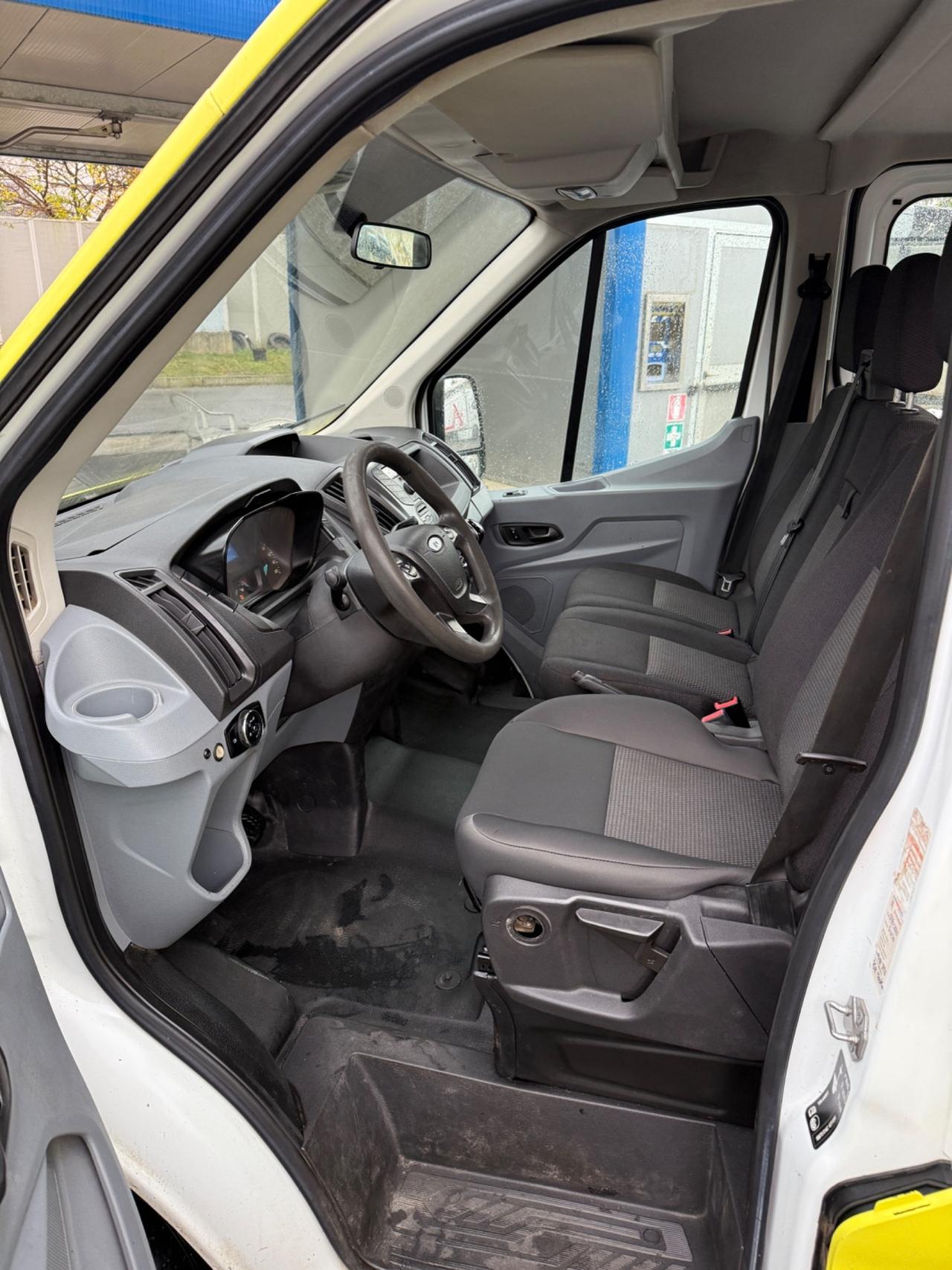 Ford Transit Cassone Fisso 7 Posti