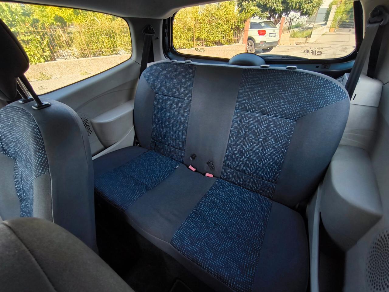 RENAULT TWINGO 1,2 BENZINA- OK NEOPATENTATI