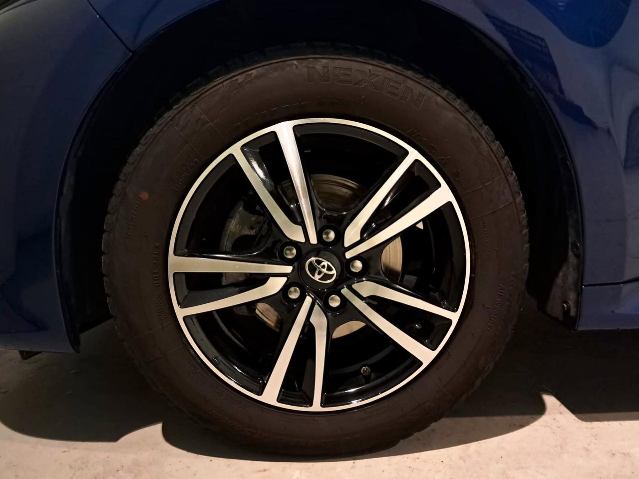 Toyota Yaris 1.0 5 porte Active