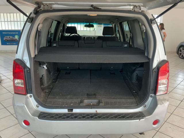 NISSAN Pathfinder 2.5 dCi LE 7 posti
