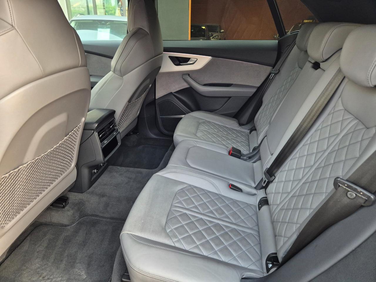 Audi Q8 SUV 50 TDI 286 CV quattro tiptronic S line edition