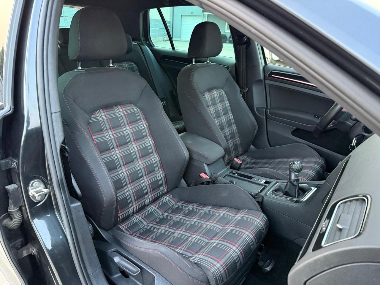Volkswagen Golf GTI Performance 2.0 TSI 5p. BlueMotion Technology