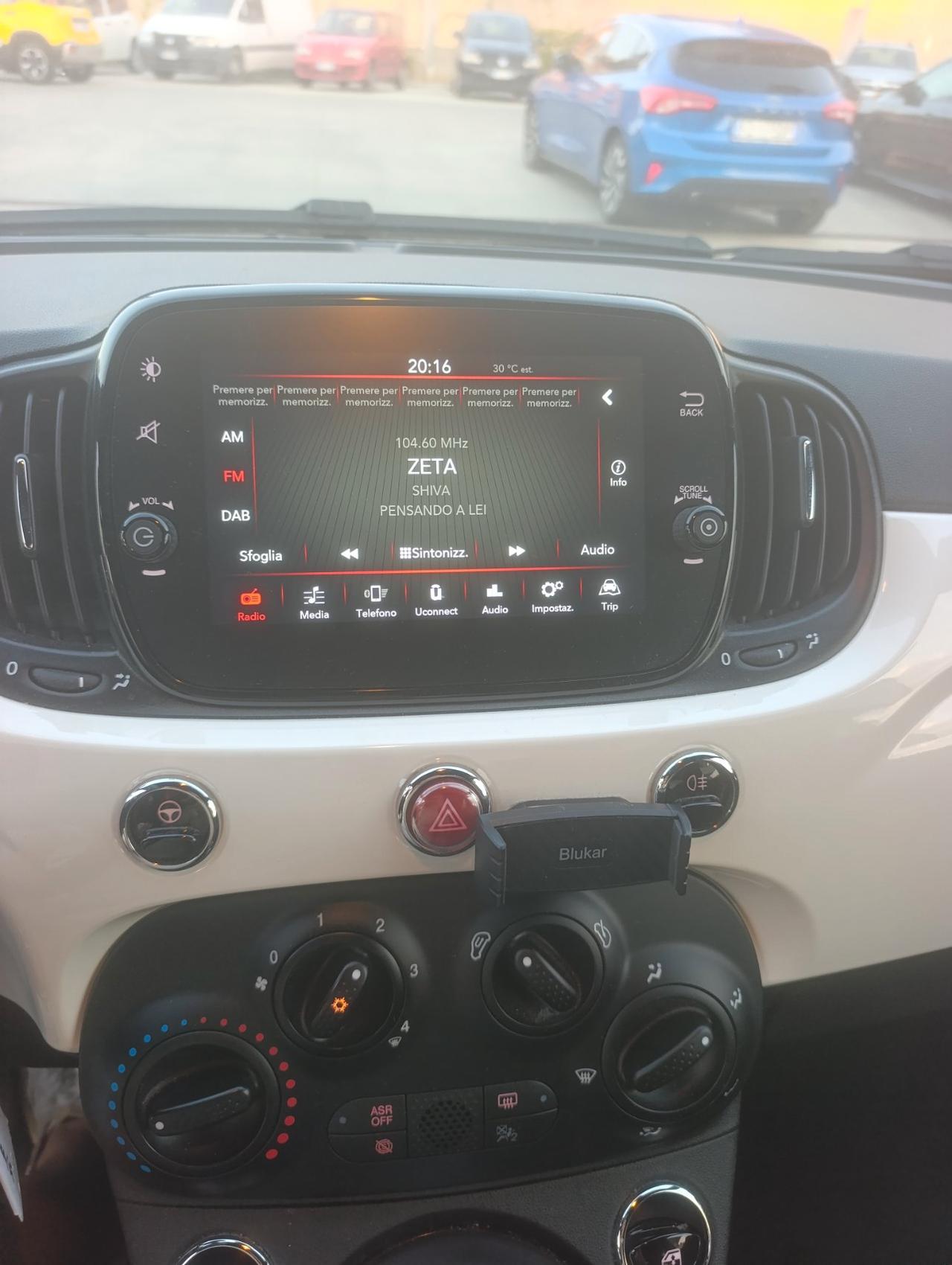 Fiat 500 1.0 hybrid 70cv