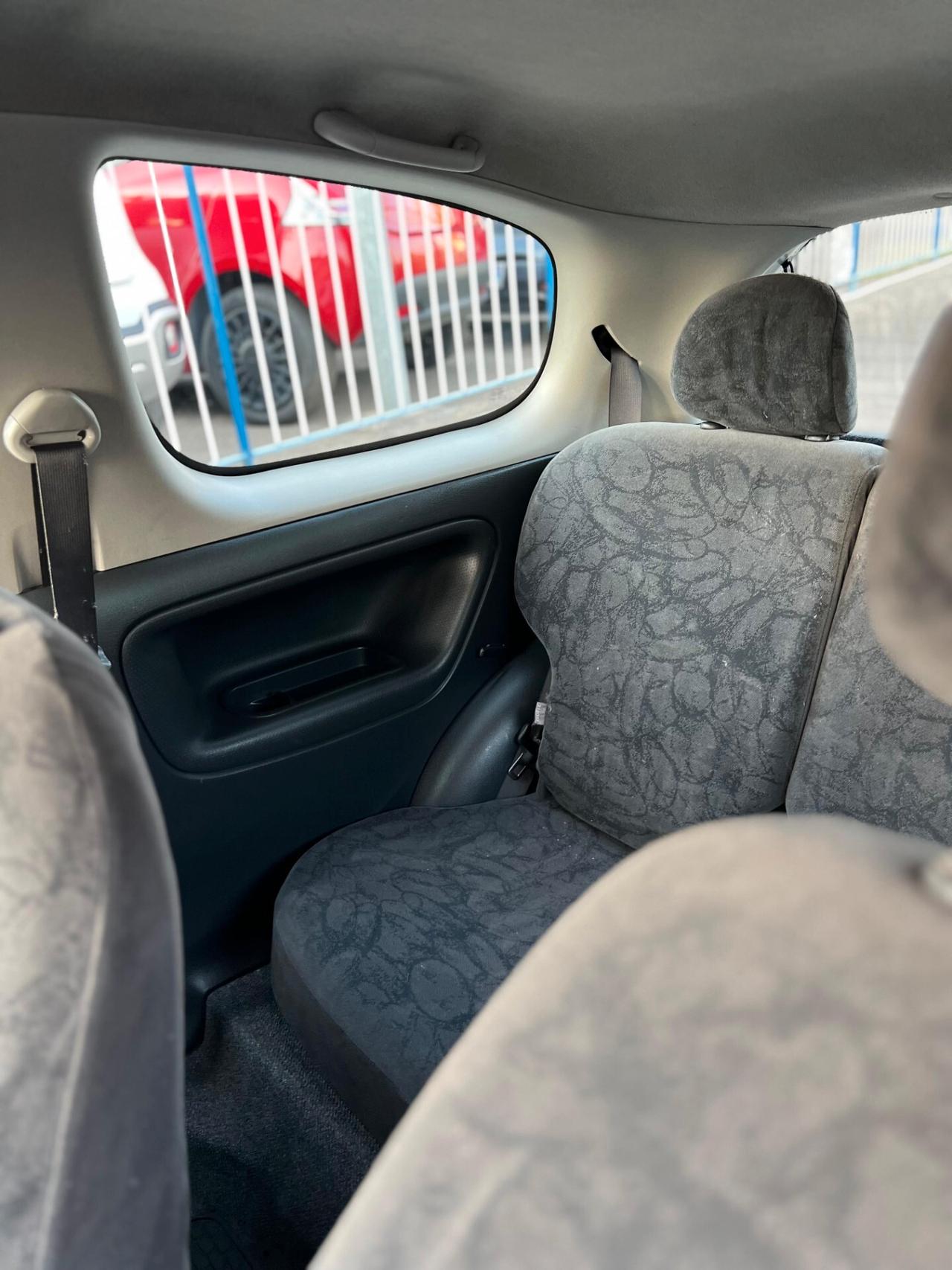 Toyota Yaris Verso 1.3i 16V cat Sol