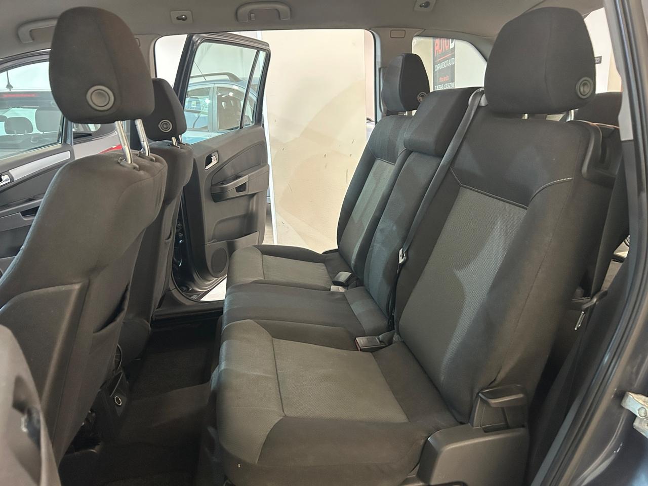 Opel Zafira 1.9 CDTI 74KW 7 POSTI