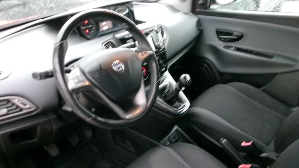 Lancia Ypsilon 5 Porte 1.2 Ecochic Silver