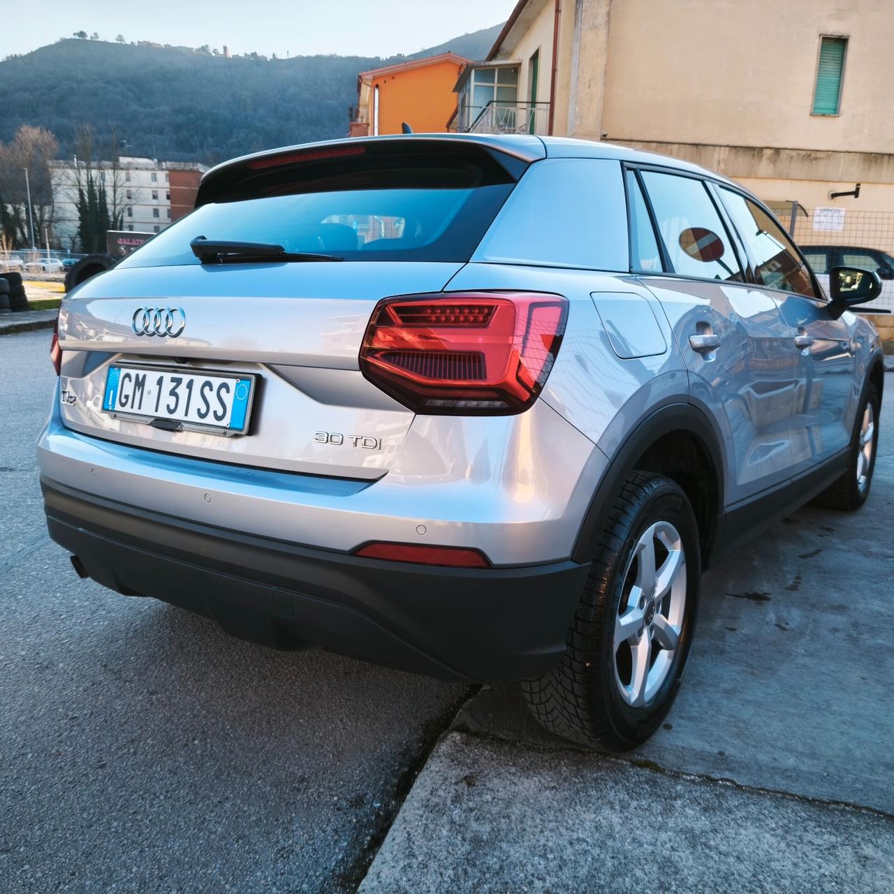 Audi Q2 30 TDI Business E6d
