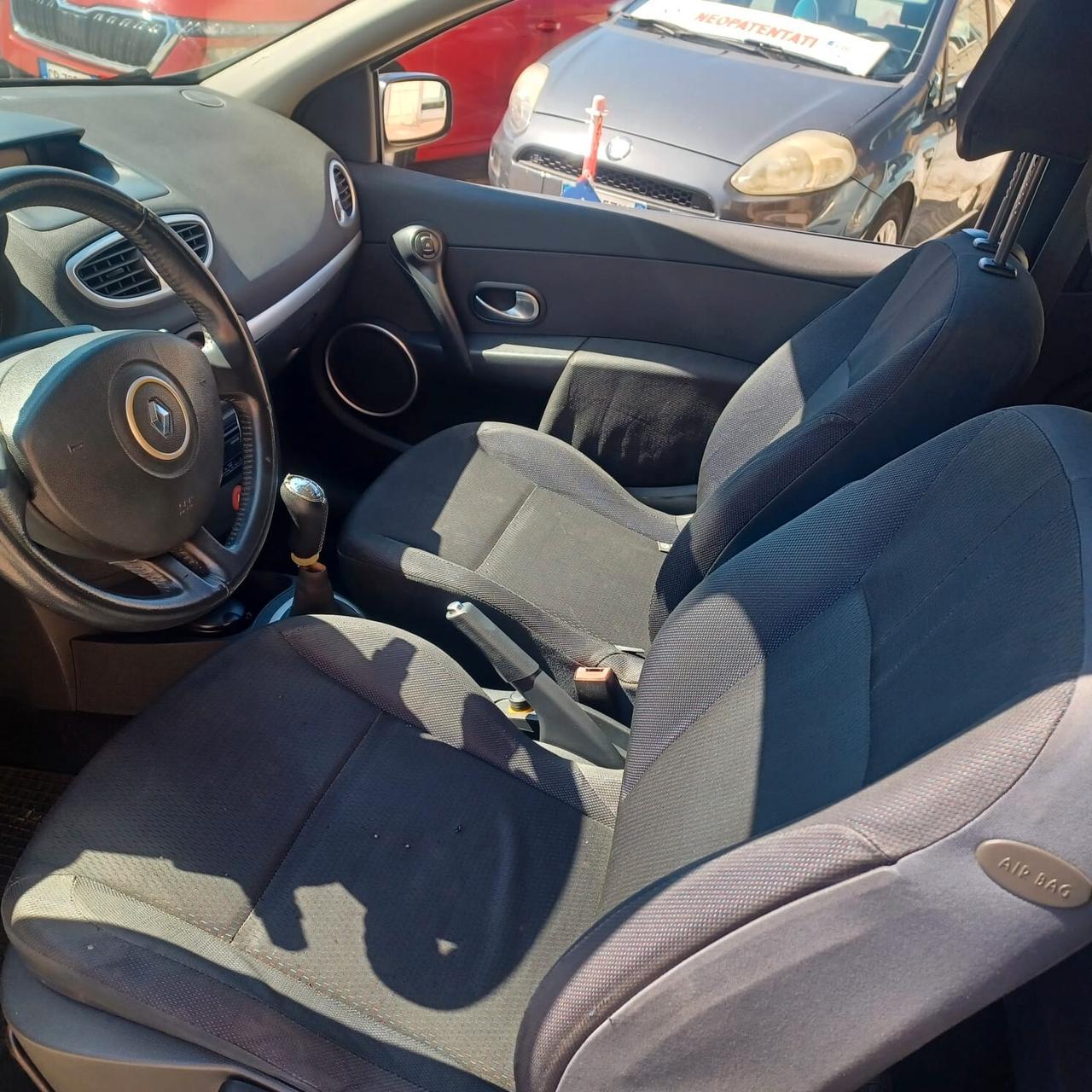 88.188 KM CLIO 1.2 PER NEOPATENTATI PERFETTA