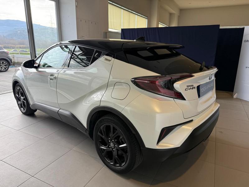 Toyota C-HR 1.8h style 2wd e-cvt my18