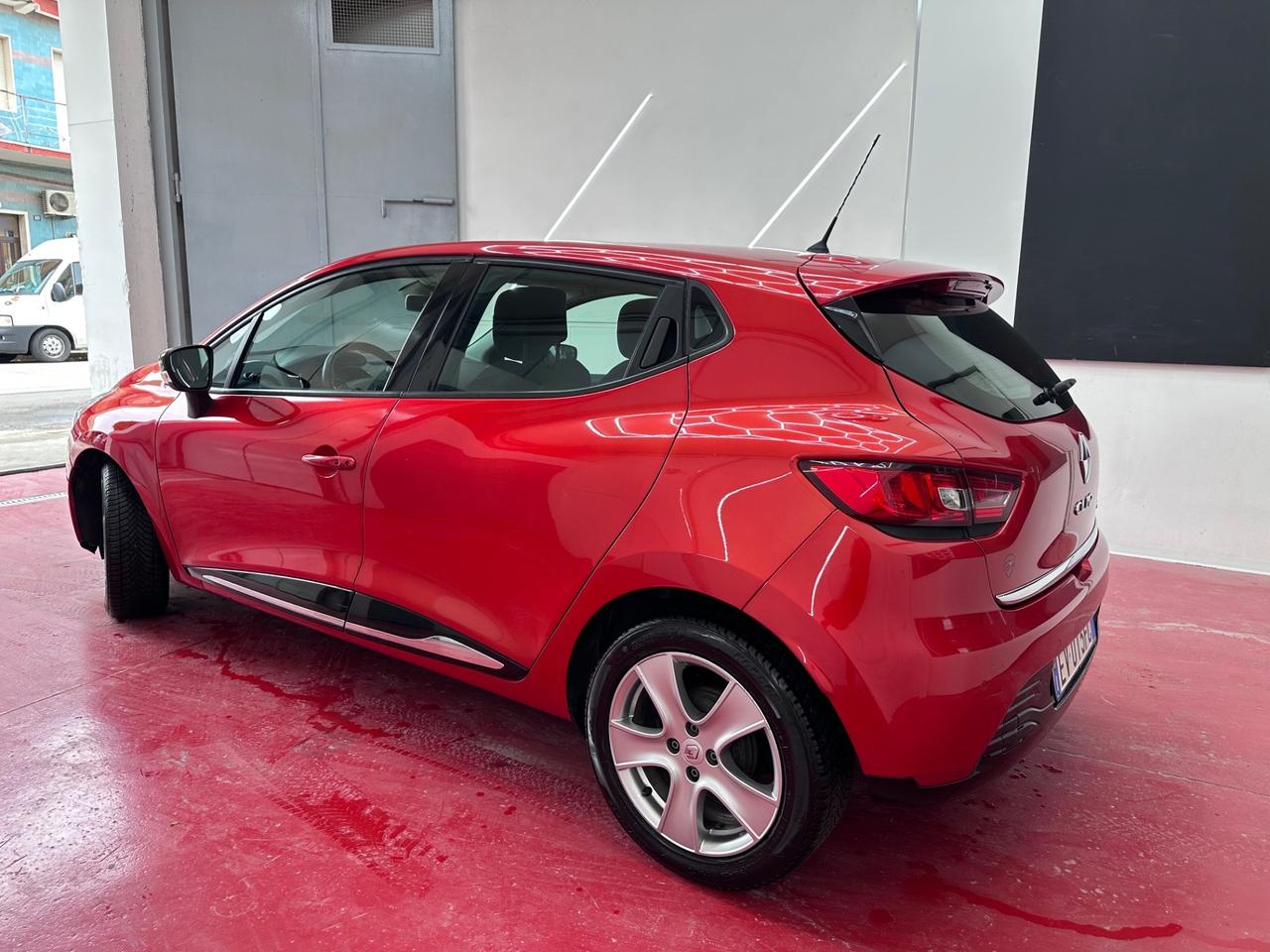 Renault Clio 1.5 dCi 8V 75CV 5 porte Costume National
