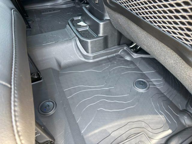 JEEP Wrangler Unlimited 2.0 Turbo Sahara