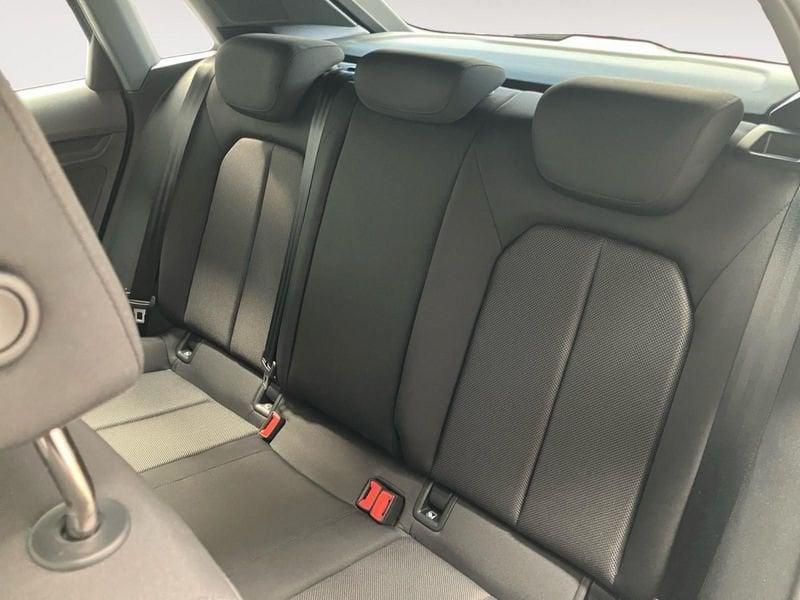 Audi A3 Sportback 30 g-tron S tronic Business