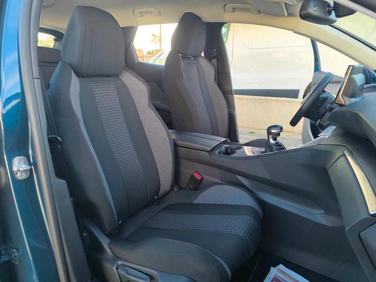 PEUGEOT 3008 ACTIVE PACK 1.5 HDI 130cv 11/2021 LED/NAV/SENS.ANT/POST