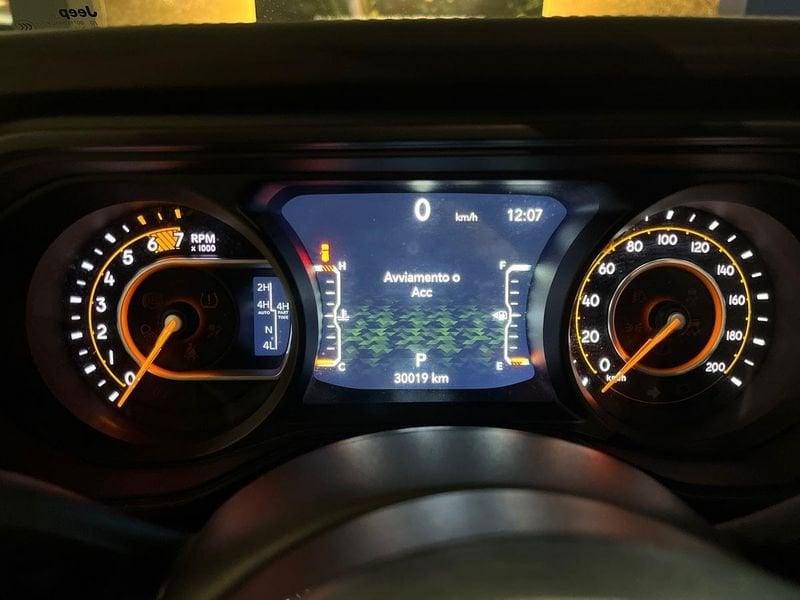 Jeep Wrangler Unlimited 2.0 turbo Sahara auto