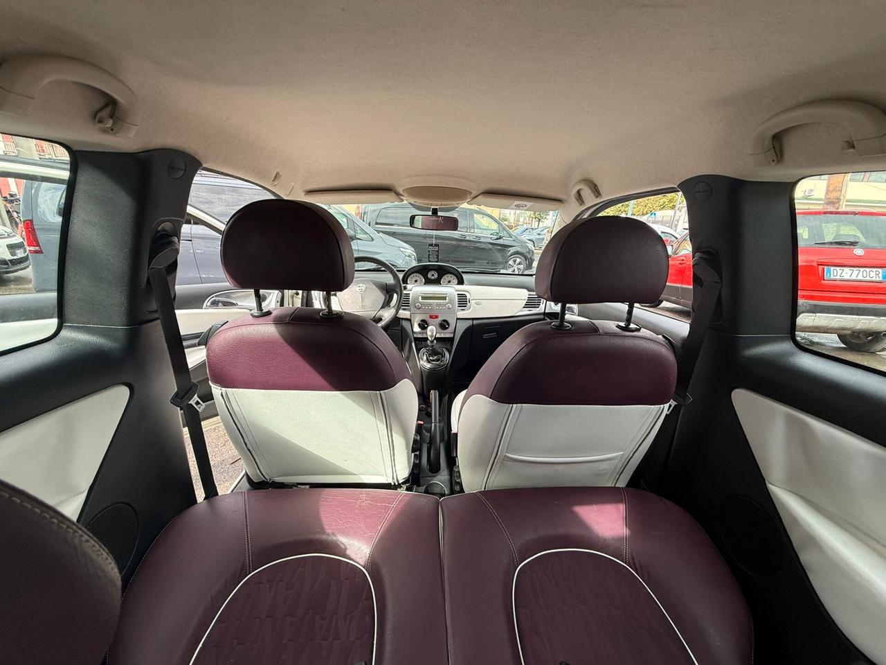 Lancia Ypsilon 1.4 Diva Ecochic GPL 2011