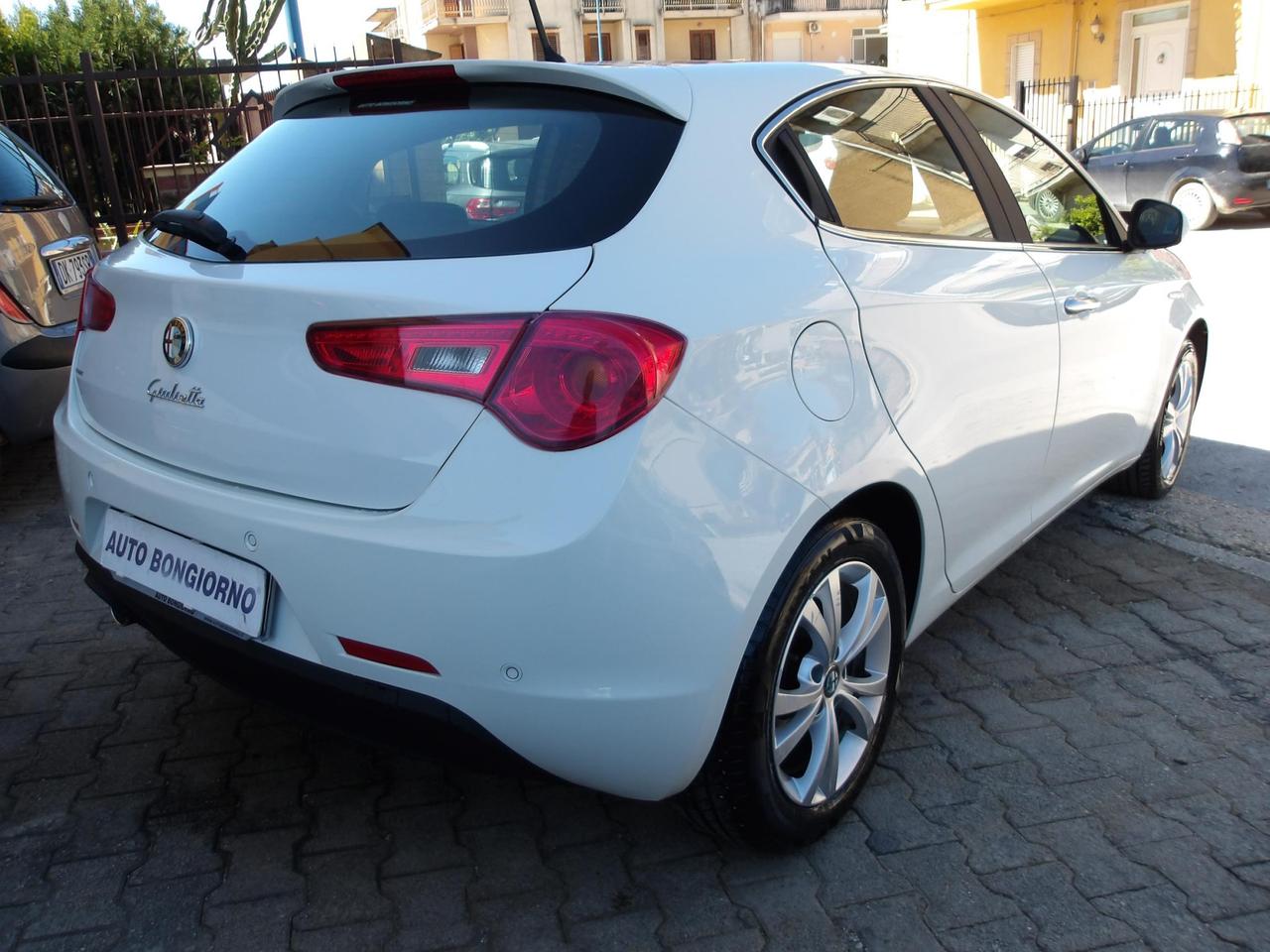 Alfa Romeo Giulietta 1.6 jtdm(2) Giulietta Distinctive