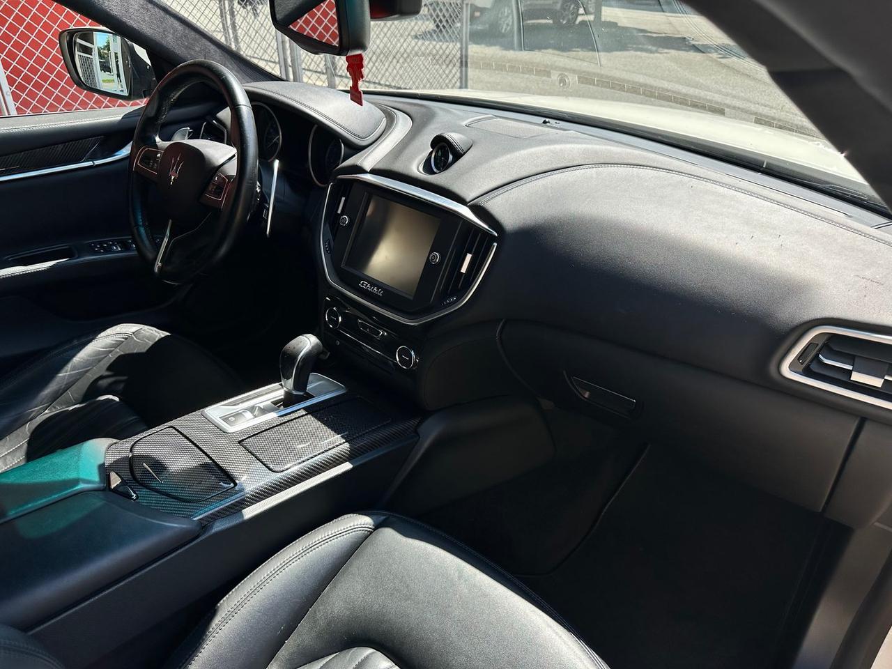 Maserati Ghibli SQ4 3.0 V6