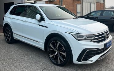 Volkswagen Tiguan 2.0 TDI 150 CV SCR DSG R-Line