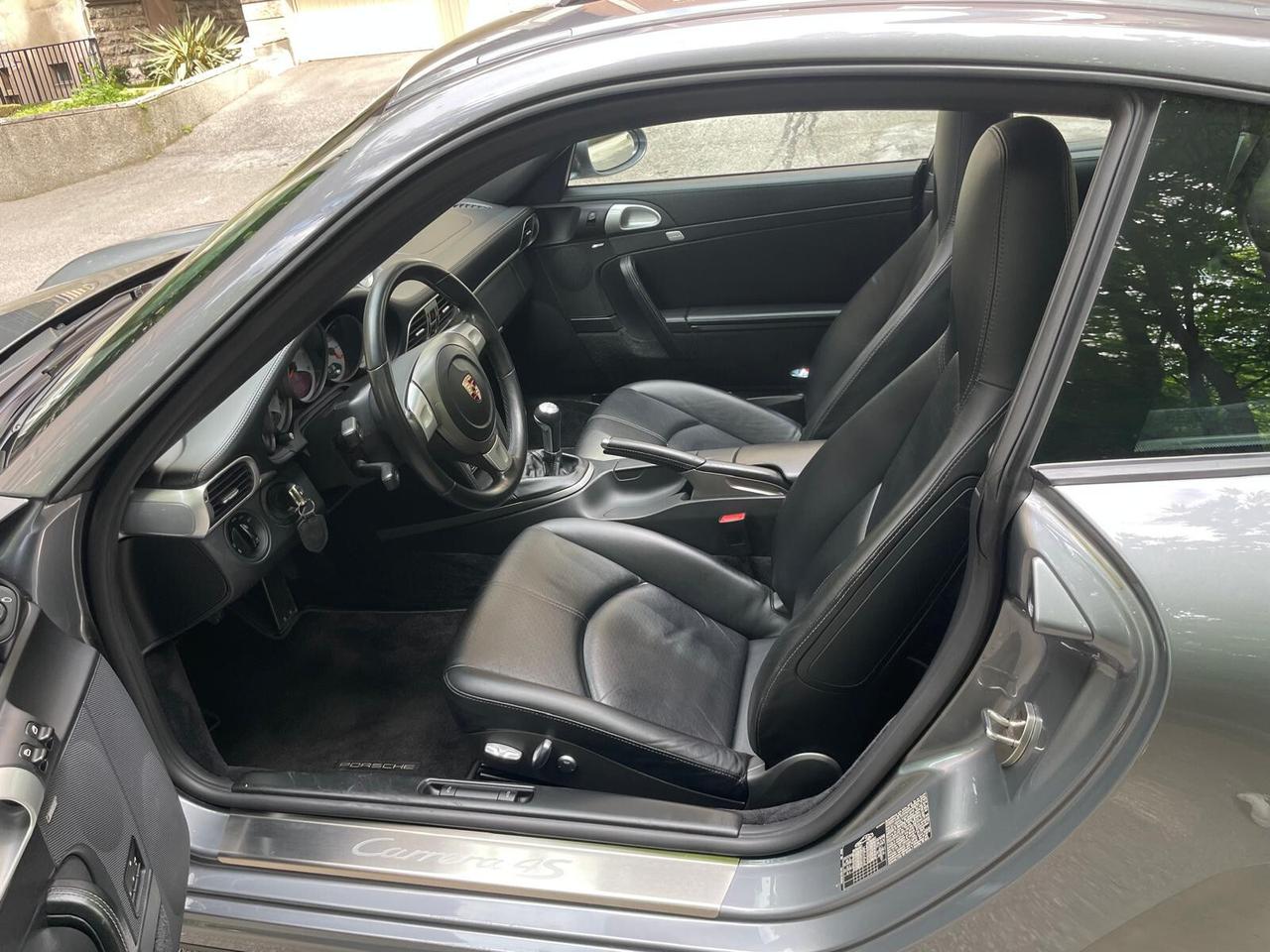 Porsche 911 Carrera 4S Coupé