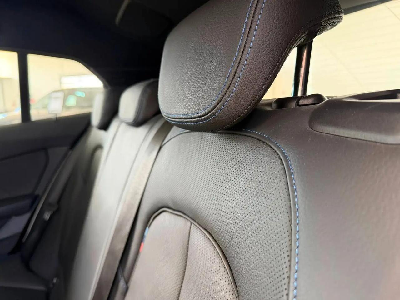 Bmw 118 118d 5p. Msport